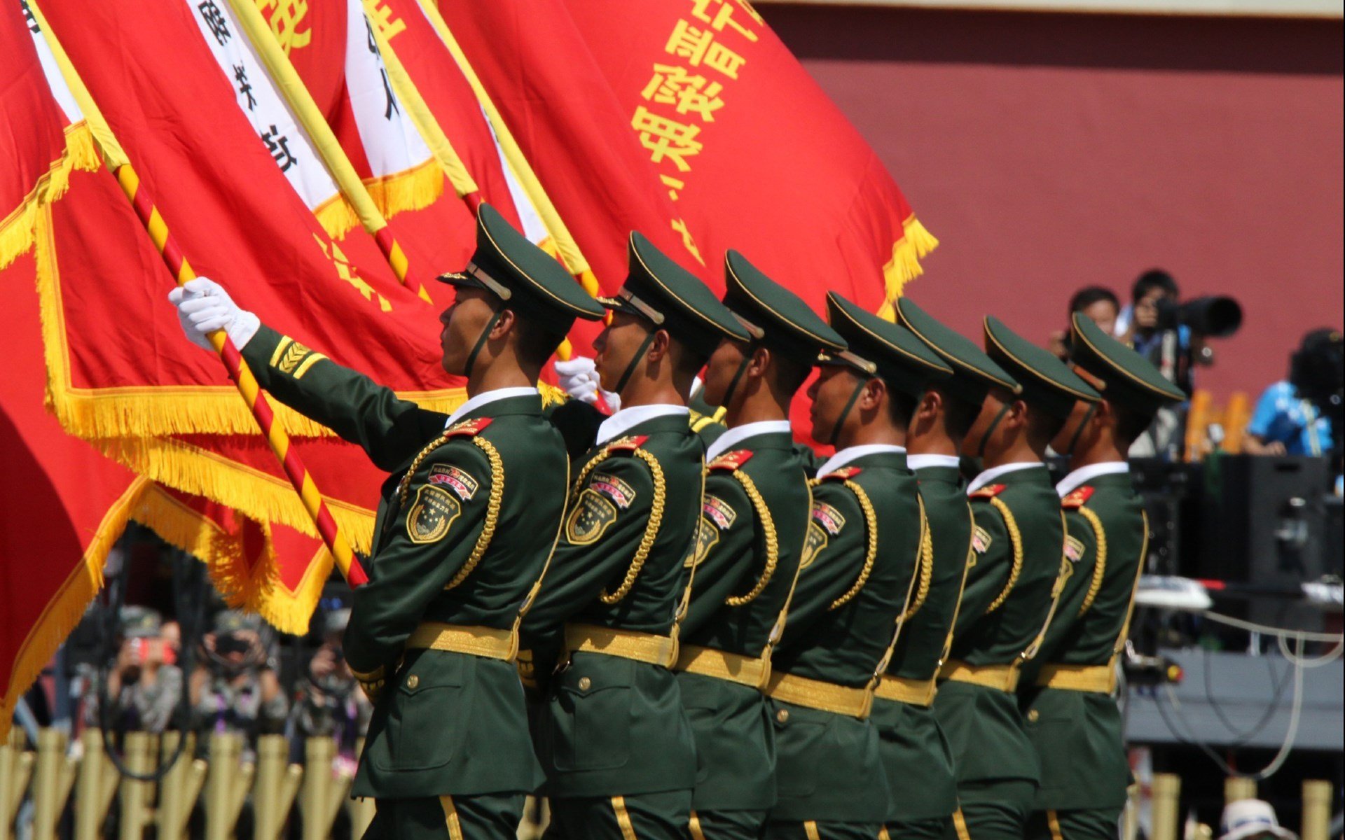 叶夫根尼娅·奇库诺娃以实力回应所有挑战，叶夫根尼娅·格罗百科